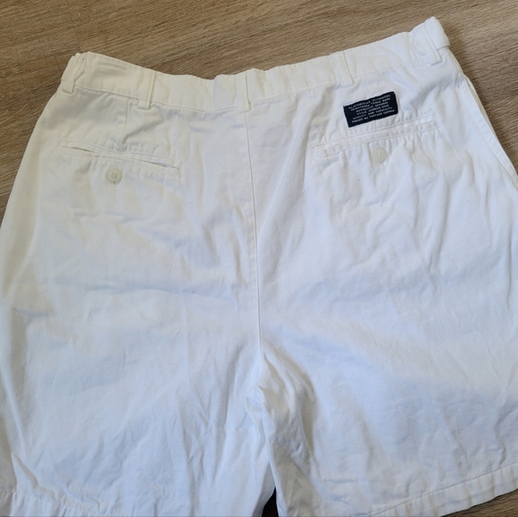 Classic White Men's Shorts - Picture 4 of 6